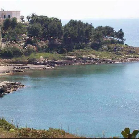 Baia Azzurra Apartment *